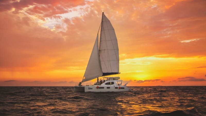 Sunset Sailing Cruise 4